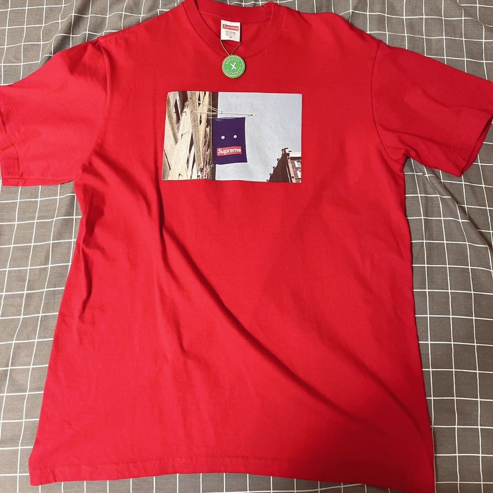 supreme T-shirt